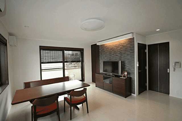 リビングの壁紙の選び方とは リフォーム価格 おすすめコーディネート例7選 A リフォーム費用の一括見積り リショップナビ