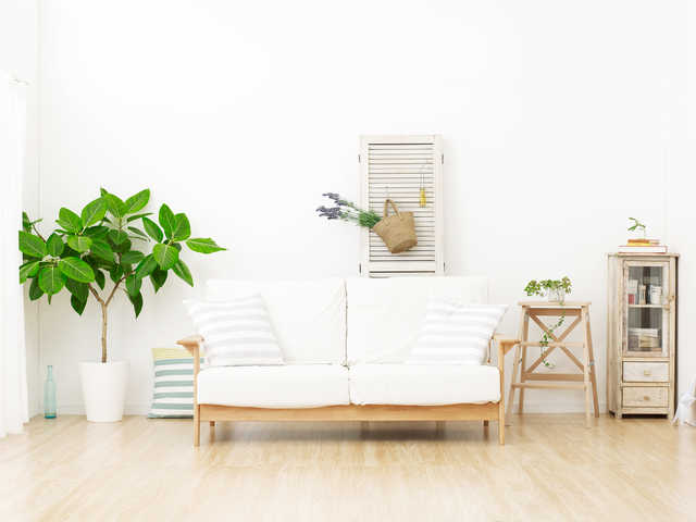 リビングを広く見せるレイアウト術|事例やリフォームでのコツも紹介