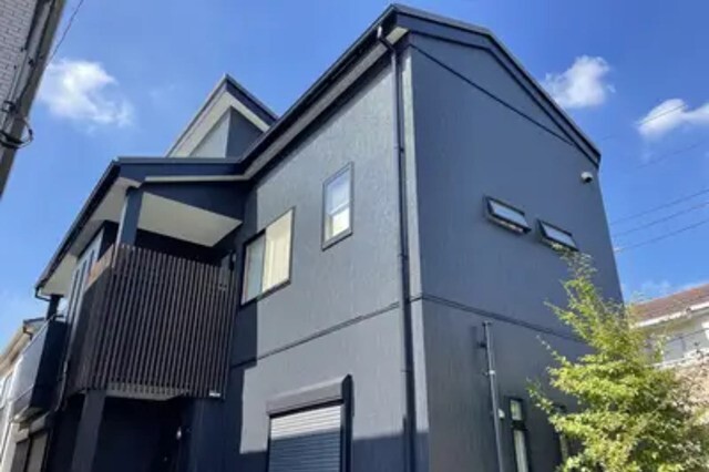 株式会社彩輪 施工事例/屋根・外壁塗装工事をした戸建て(築15年)