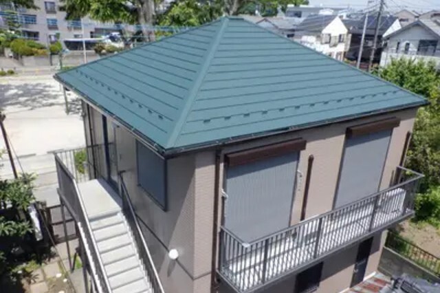 株式会社彩輪 施工事例/屋根・外壁塗装工事をした戸建て(築20年)