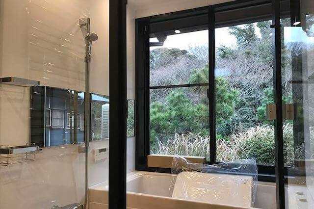おしゃれなお風呂 浴室にリフォームするコツ9選 参考にしたい施工事例もご紹介 リフォーム費用の一括見積り リショップナビ