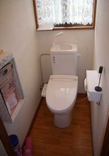 汲み取り式から簡易水洗トイレにする費用は?