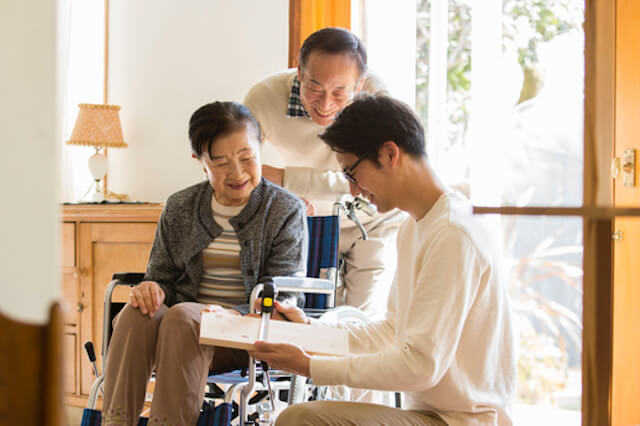 【介護・バリアフリーリフォーム/リノベーションの費用と事例】補助金の活用方法・業者の探し方までご紹介