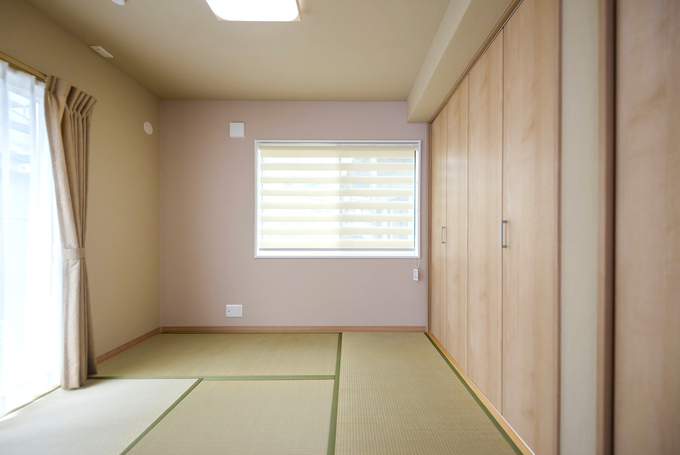 色の違いが楽しい和室 同じ珪藻土でも異なった表情を出せる イエタテ