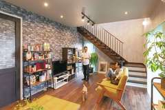 人と愛犬がともに 快適に暮らせる アメリカンハウス