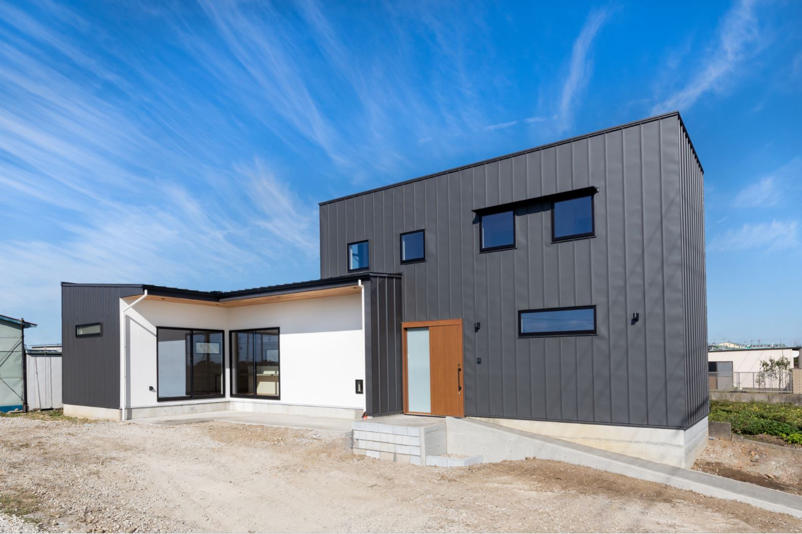 住宅完成見学会 磐田市東原 L字型直線美 シンプルでスタイリッシュな家 12 12 12 13開催