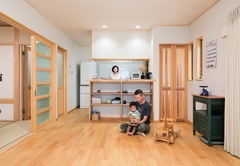 純日本家屋のような美しさと　心地よさがある無垢の木の家