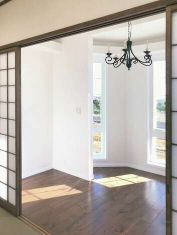 塔屋室内はサンルーム 和室につながり 障子を開放すれば光があふれる イエタテ