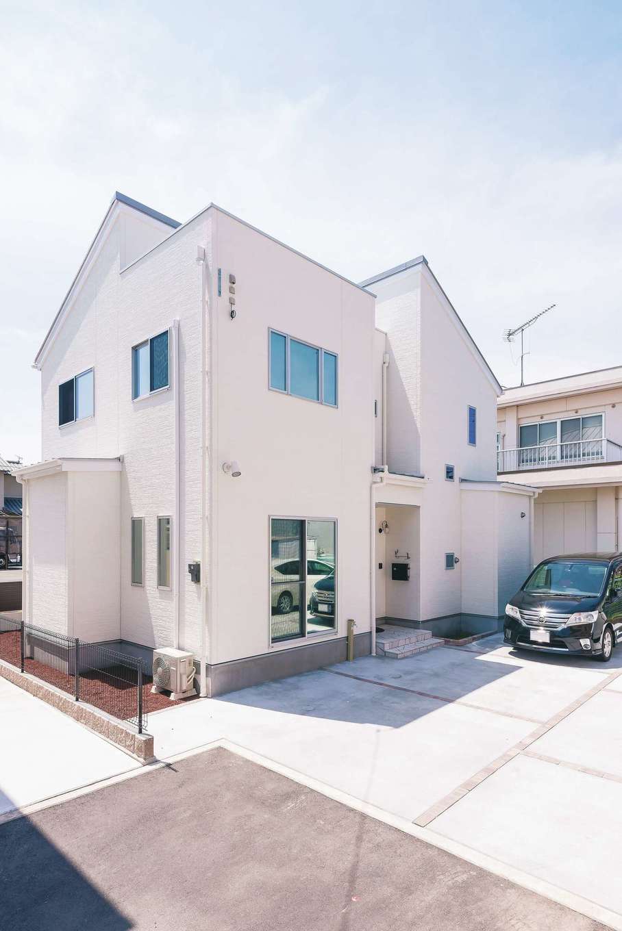 センターキッチンが家族をつなぐ リゾートテイストの家 アフターホームの新築施工例 イエタテ