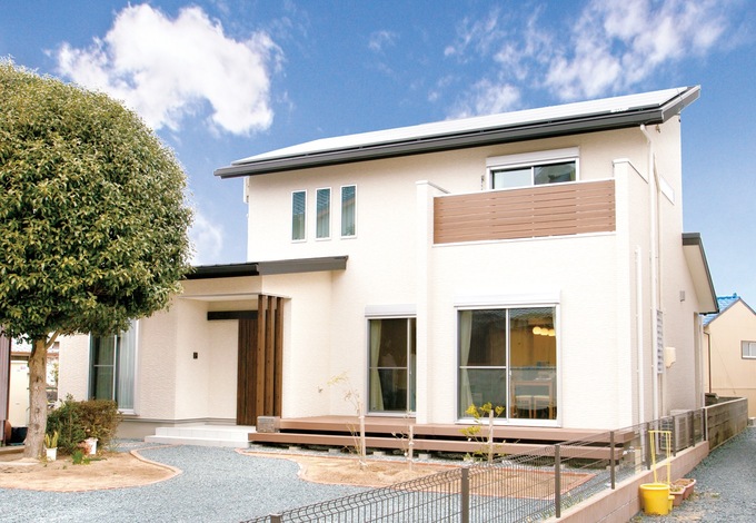 外構はすべてご主人のお父さまが手作りし コストを削減 イエタテ