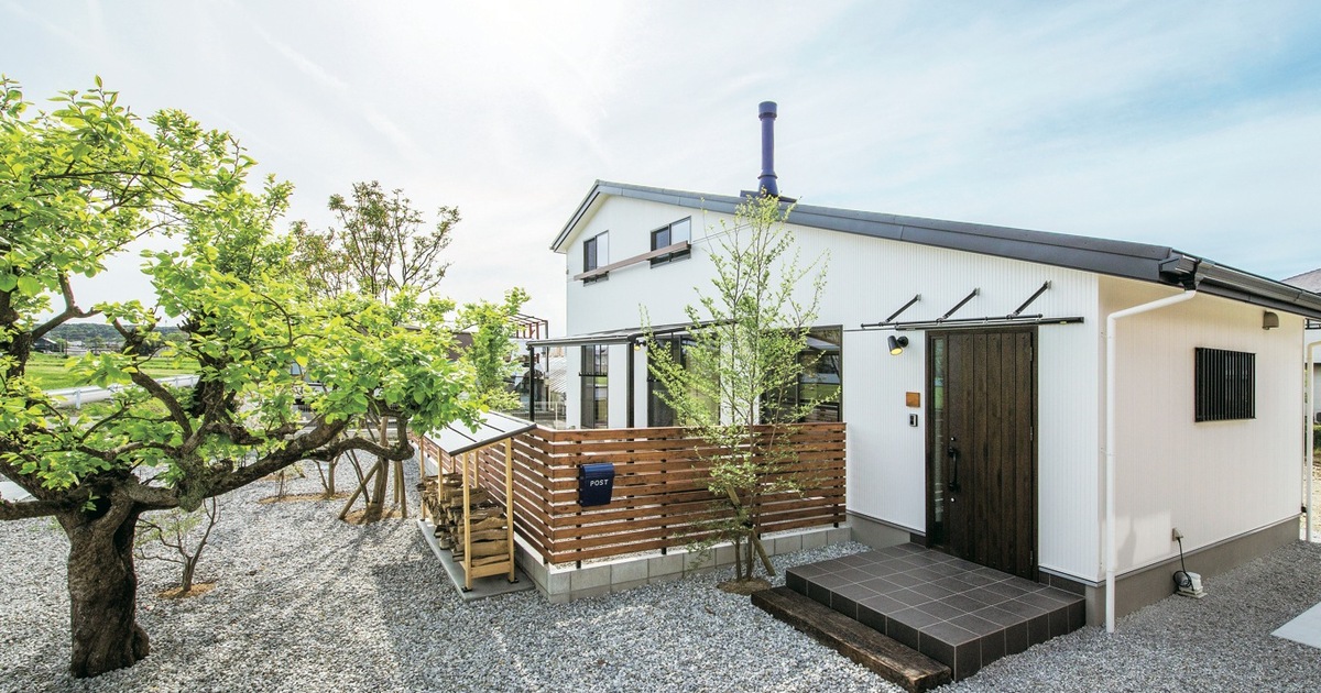 薪ストーブのある暮らしを愉しむ1 5 階建ての家 住たくeco工房の新築施工例 イエタテ