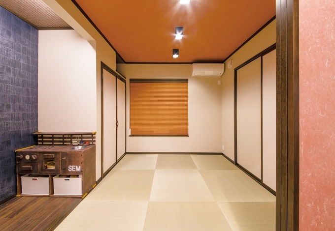 客間やゲストの寝室として活用する和室 普段は洗濯物をたたんだり 2歳の長女をお昼寝させたりと大活躍 イエタテ