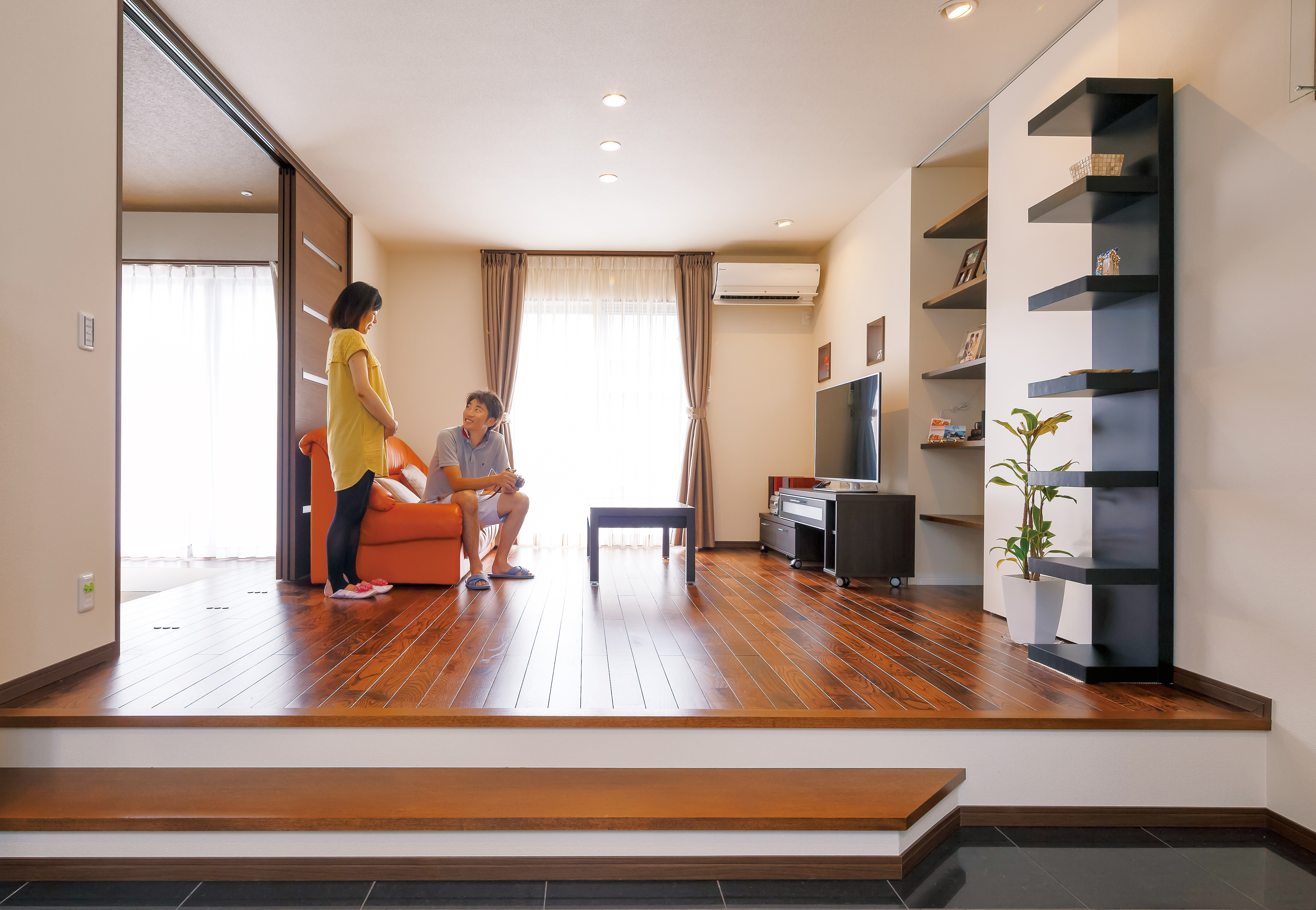 強度に快適性をプラスした ステップリビングのある家 かなめ創建の新築施工例 イエタテ