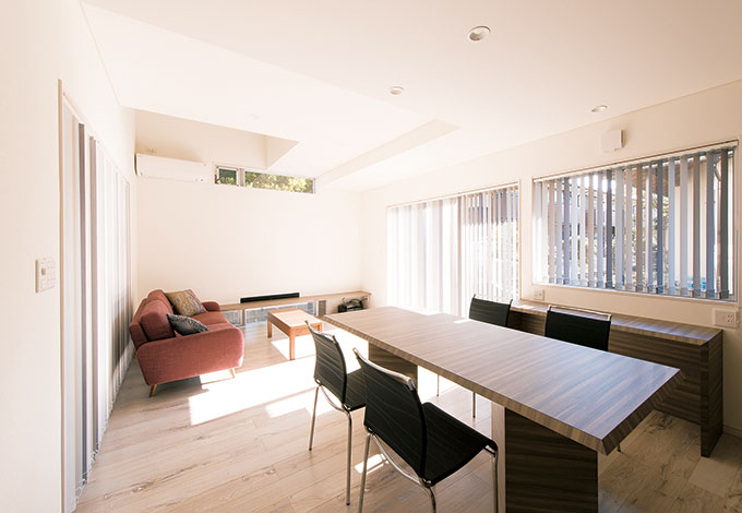 四世代を繋ぐライトコートと スカイバルコニーのある家 五朋建設の新築施工例 イエタテ