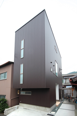 9坪の土地に広がる空間スキップフロアの家 久保田建設の新築施工例 イエタテ