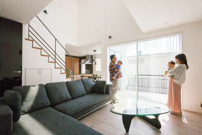 オリジナル家具が標準仕様 ホワイト グレーの上質な家 納得住宅工房の新築施工例 イエタテ