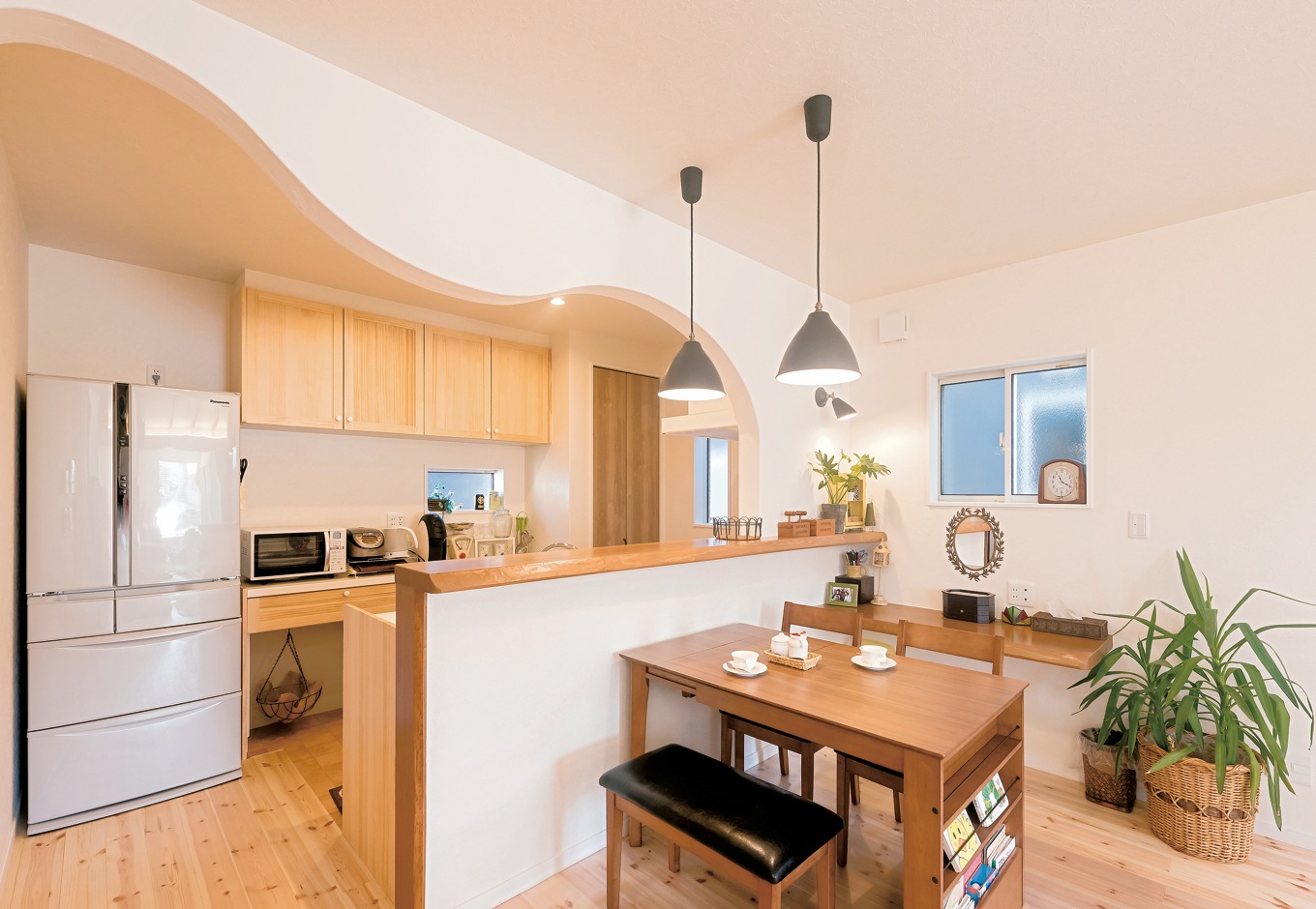 まるで要望を取り入れてあつらえてもらったかのような アールのラインが美しい