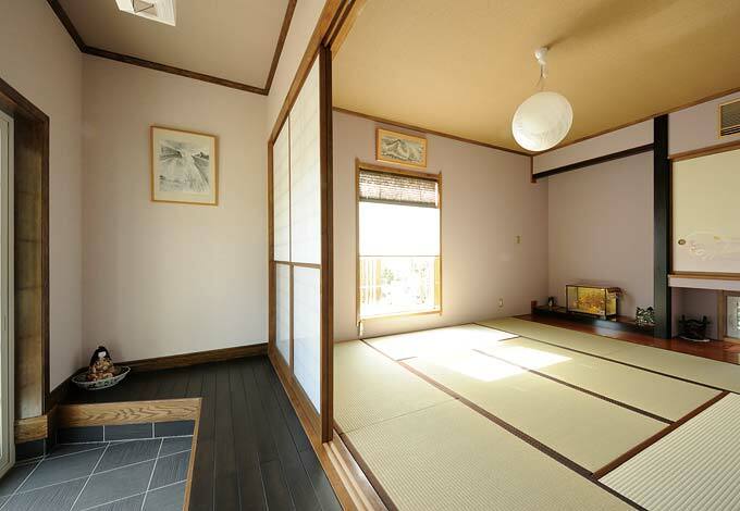 たたき 雪見障子 窓の外の日本庭園など和室も本格的 イエタテ