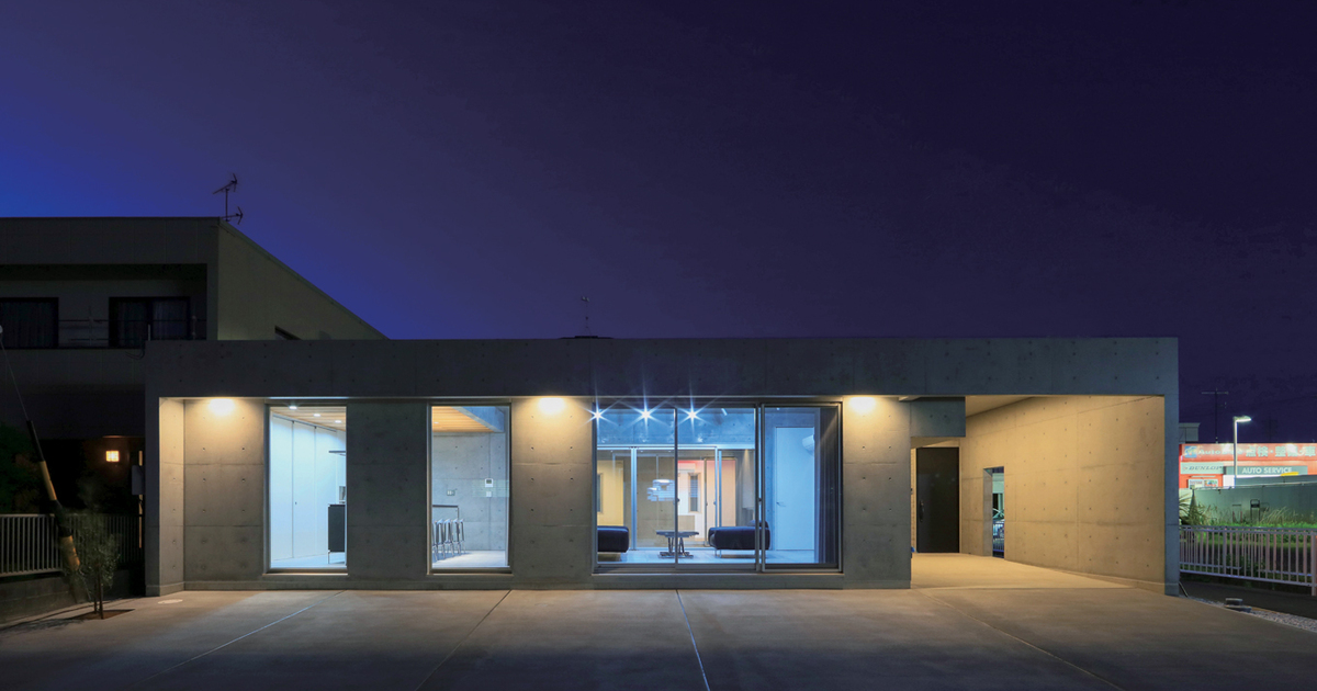 地震に強くてカッコイイ コンクリートの平屋に住まう Baum Home 岩崎工務店 の新築施工例 イエタテ