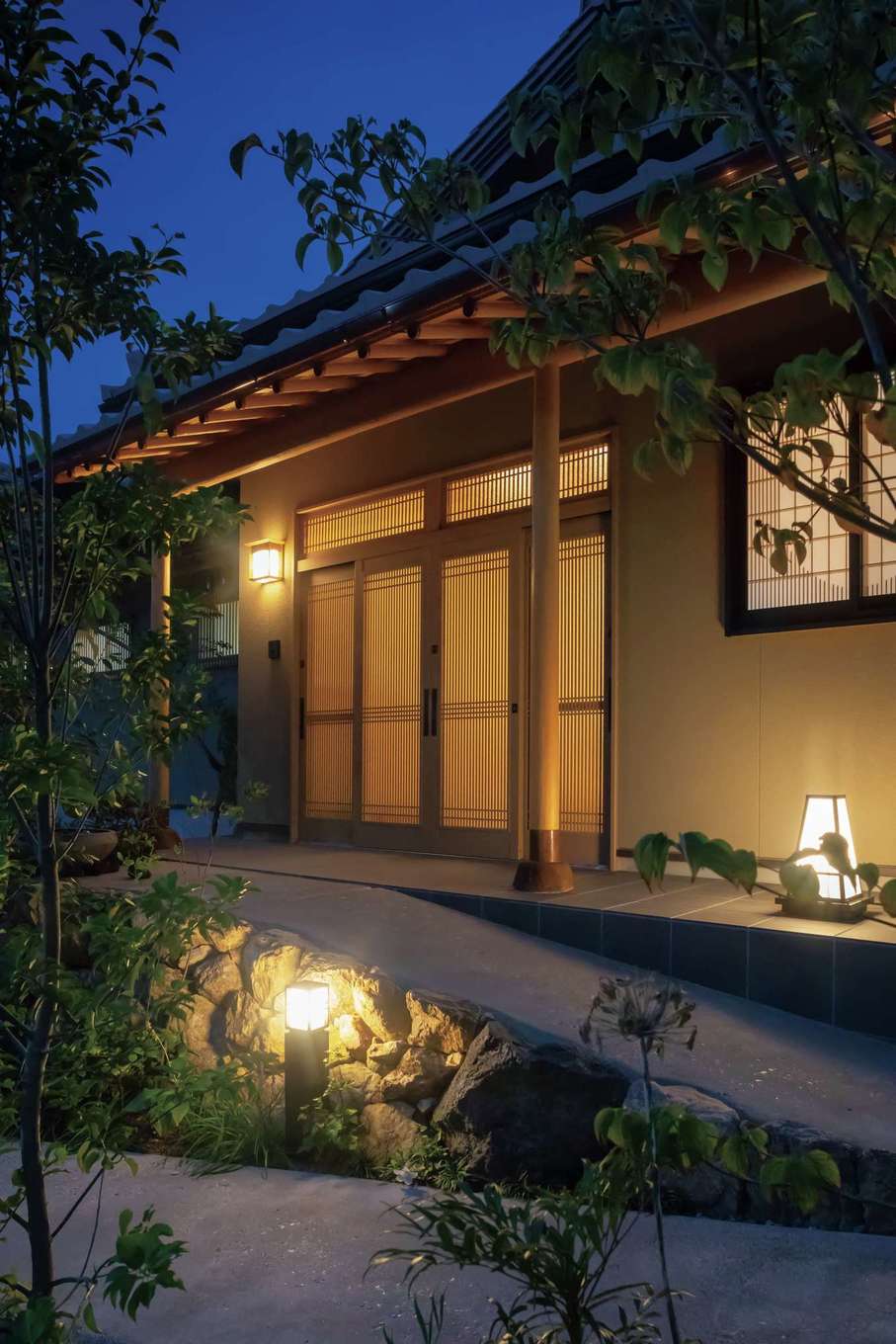 ヒノキ5 寸柱の骨太構造と 匠の技が光る平屋の数寄屋住宅 カネタケ竹内建築の新築施工例 イエタテ