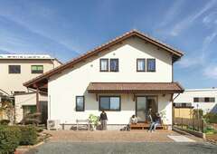 家族が自然と集まる、陽だまりのように心地よい家