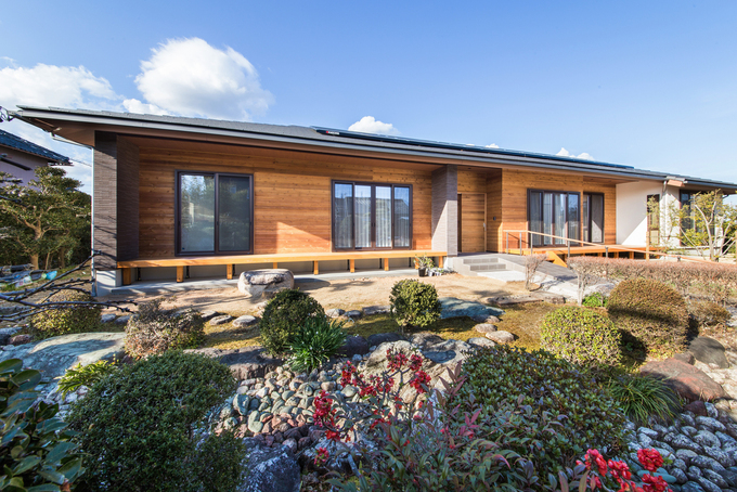 パッシブエアコンの快適さに包まれた平屋の無垢の家 瀧口建設の新築施工例 イエタテ