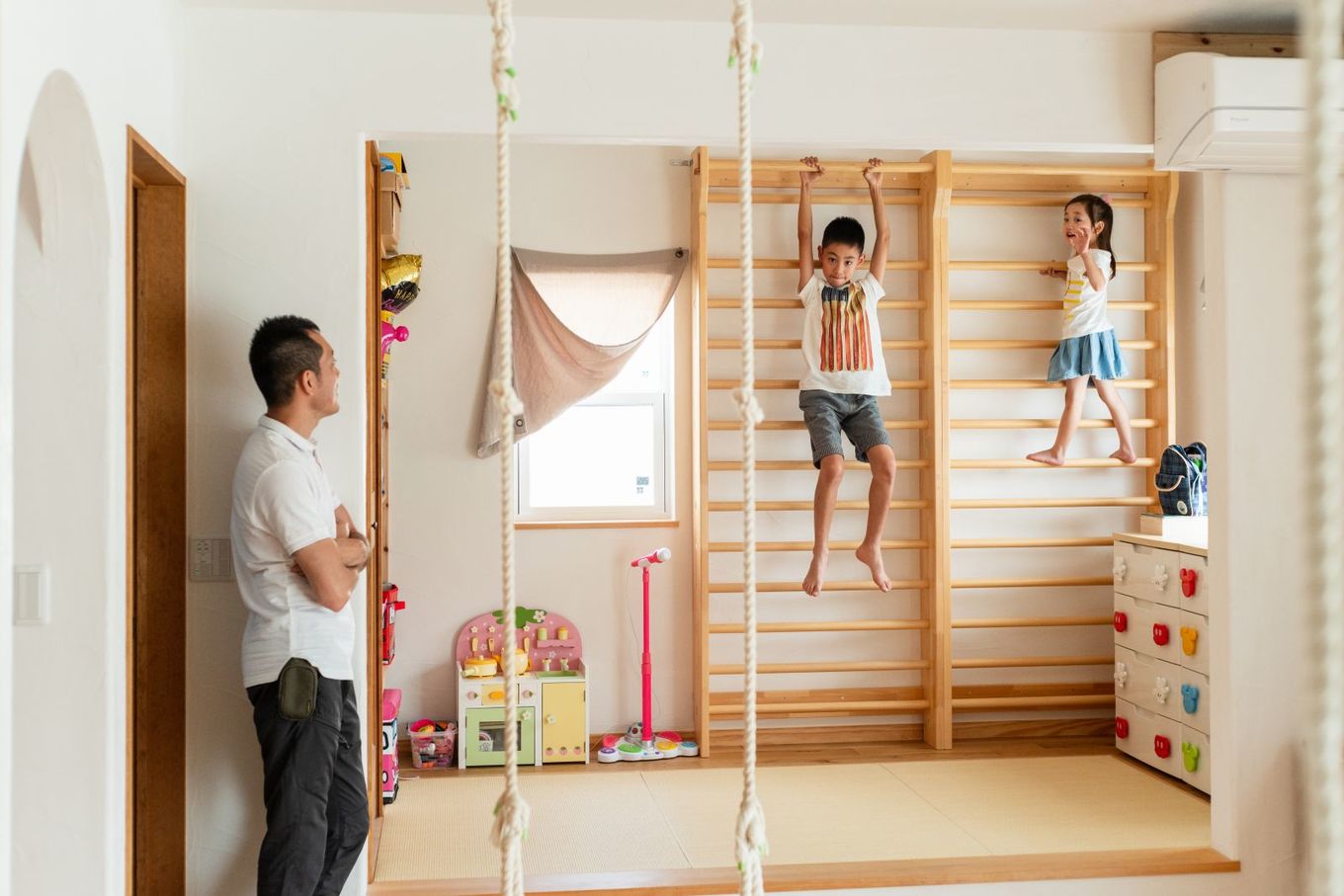 肋木のある遊べる畳スペース アイジースタイルハウス わたしの住まい みんなの暮らし