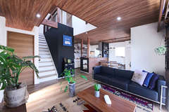 かっこよくて 空気もきれいな ブルックリンの家