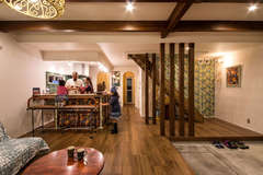 DIYで進化し続ける楽しいハワイアンハウス