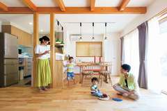 オール漆喰＆無垢の空間が 手頃に叶う「ブランシュ」の家