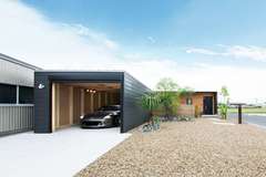 平屋の無垢の家とガレージを 合計1,000万円台で実現