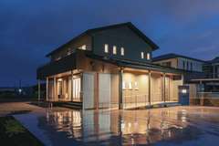 発電時に発生する熱も利用。エコな床暖房で足元ぽかぽか