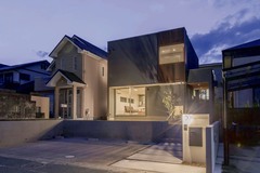 住宅密集地でも自分らしく暮らせるデザイン住宅