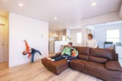 1,000万円台前半で便利＆快適 ワンオペママを笑顔にする家