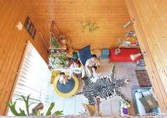 家中を駆け回って大はしゃぎ 土間や2階まで遊びの空間に！