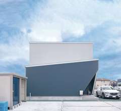 外観から想像できない開放感 のびのび自由な暮らしを実現