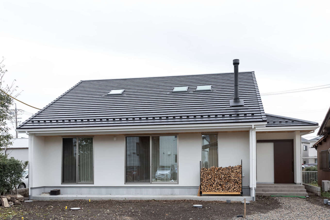 動線と性能も追求した 自然素材の平屋風二階建て ツリーズの新築施工例 イエタテ