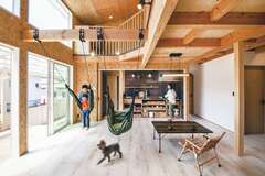 アウトドア好き夫婦が叶えた 健やかで快適すぎる木の家