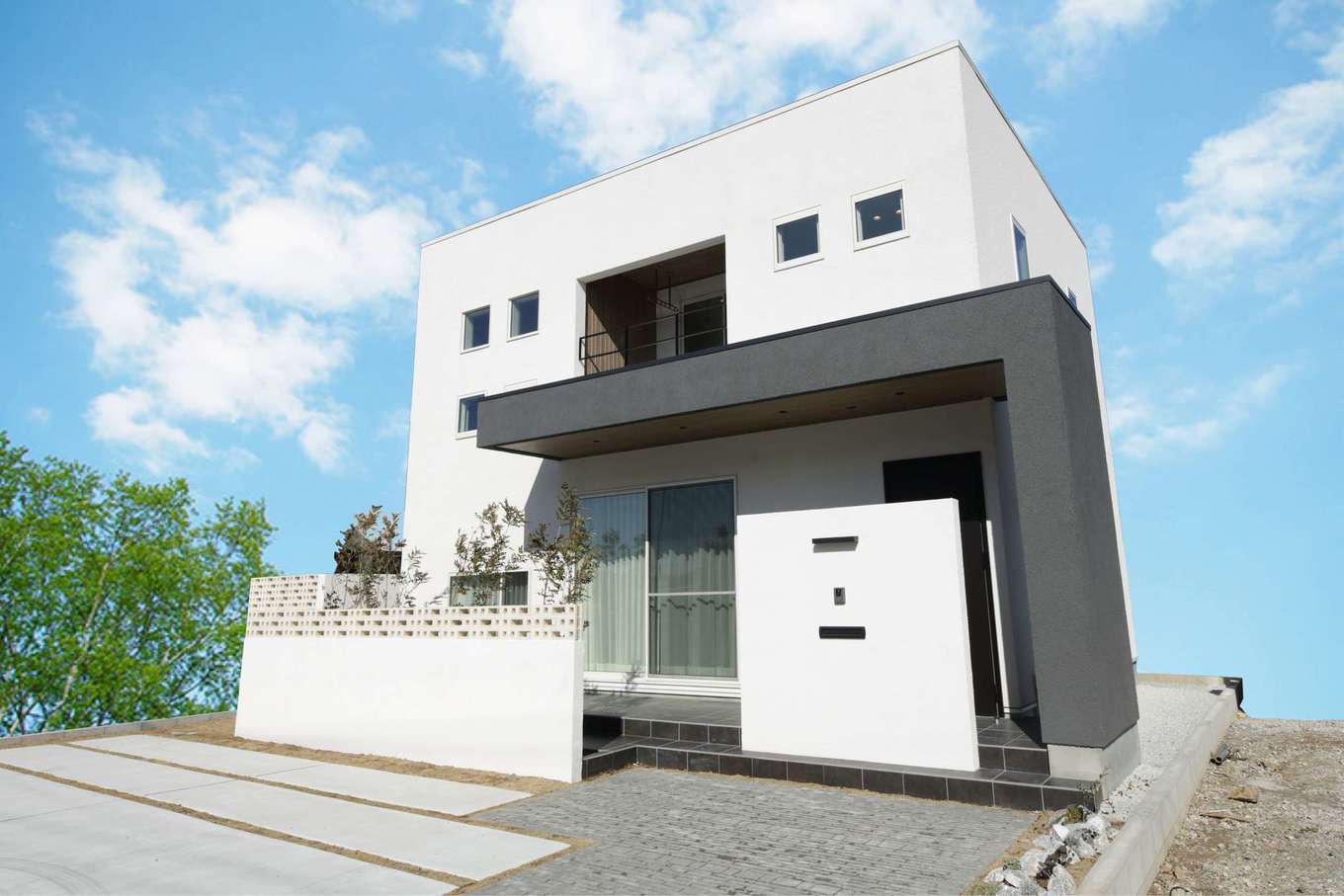 家族との時間 ひとりの時間 どちらも叶えたスキップフロアの家 レオックの新築施工例 イエタテ