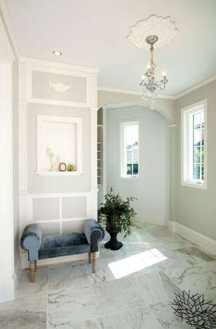 非日常の世界が日常になる ヴィクトリアンスタイルの家 スカイグラウンドの新築施工例 イエタテ