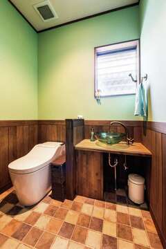 ニモのかわいい壁紙のトイレ 海中を泳いでいる気分 イエタテ