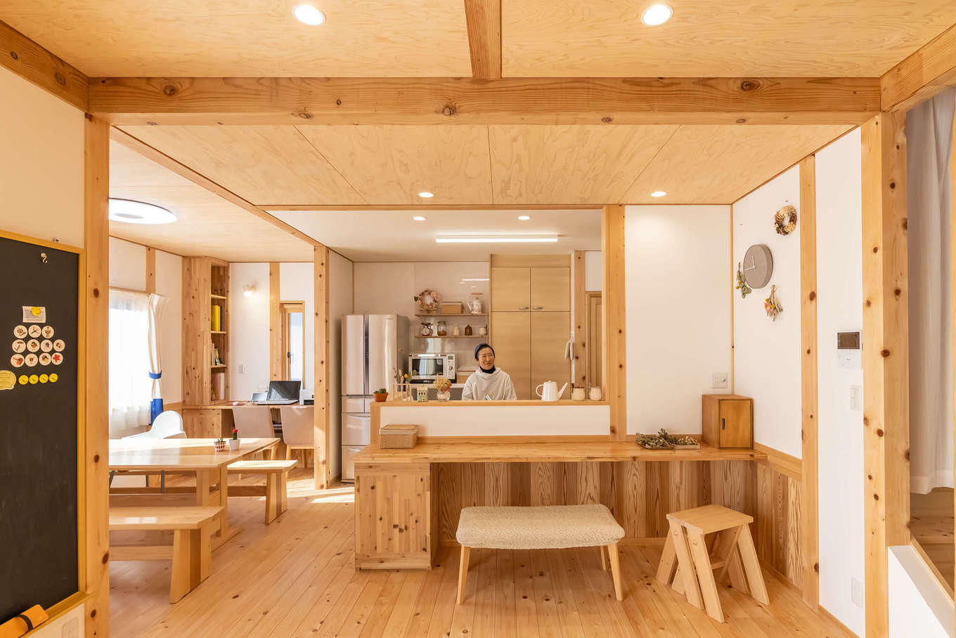 ヒノキと漆喰の 雨楽な家 で楽しむスローな暮らし 後藤建築の新築施工例 イエタテ