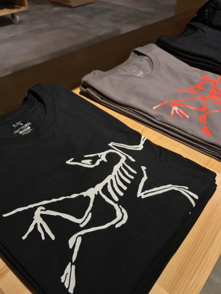 Tシャツ
