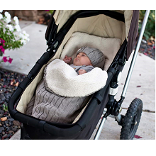 「ベビーおくるみ」赤ちゃんを包んだままベビーカーに乗せられる！