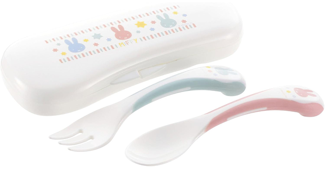 ケース付きで持ち運びにも便利！ミッフィーにぎにぎスプーン・フォークセットが当たる！
