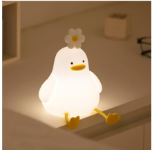 かわいいアヒル型☆「GESUKURA 授乳ライト ナイトライト」