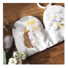 お部屋のインテリアにも☆「あまのっぽ ぬのえほん いつでも花束をそばに」