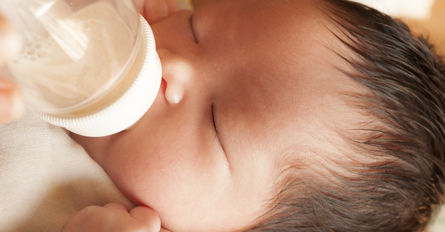おすすめ哺乳瓶３選 新生児をお迎えするママに人気の秘密を教えます Cozre コズレ 子育てマガジン