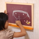 子どもとお絵かきが楽しめる黒板アイテム5選｜黒板アートや色彩感覚の育成におすすめ