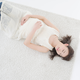 【助産師監修】妊娠初期の眠気｜いつから？原因と対処法、仕事中の対策も